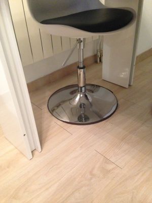 Chaise Neato.jpg