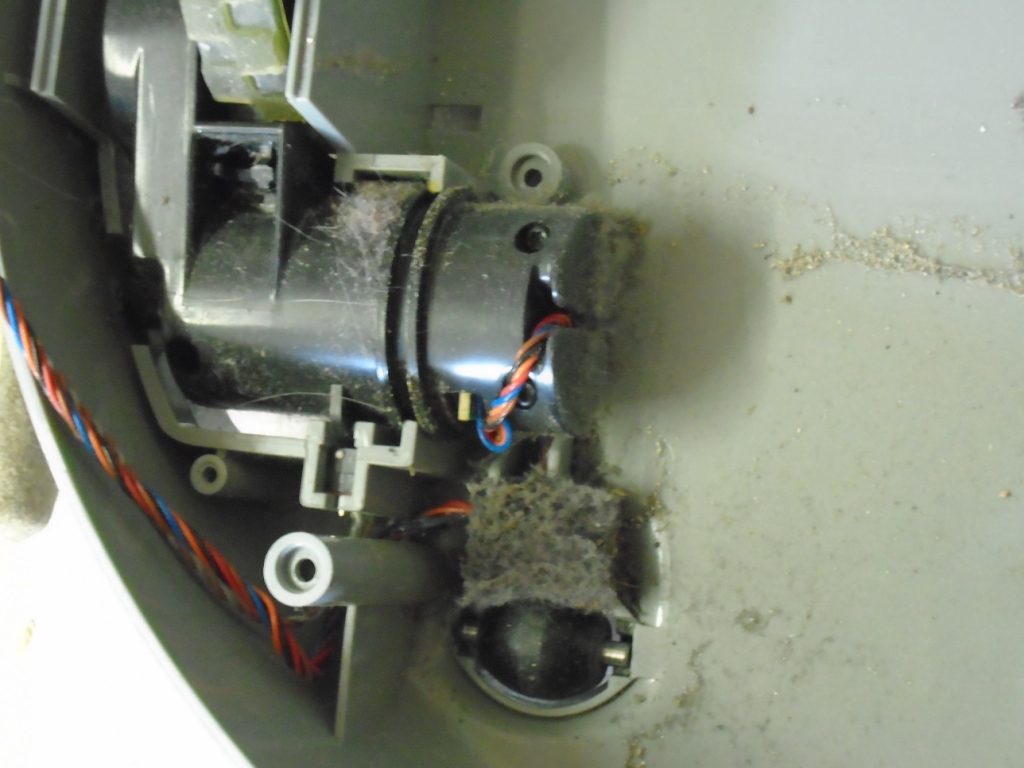 Poussiere moteur de roue.jpg