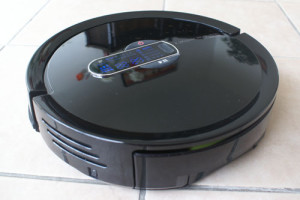 robot-aspirateur-eziclean-revolution