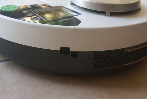 port USB Kobold VR100 aspirateur robot