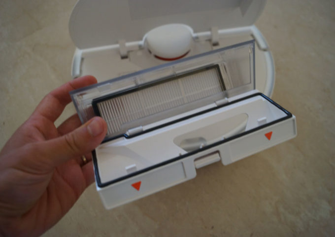 bac poussiere robot aspirateur roborock