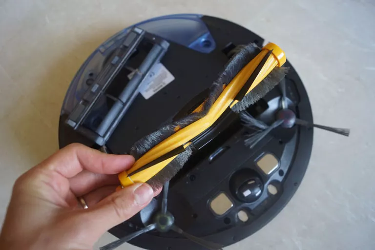 brosse principale deebot 930 ozmo